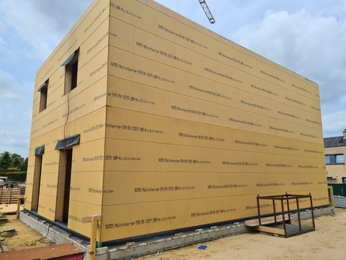 Houtskeletbouw met Gutex isolatie uitgevoerd door schrijnwerker Bongaerts D. in Oudsbergen