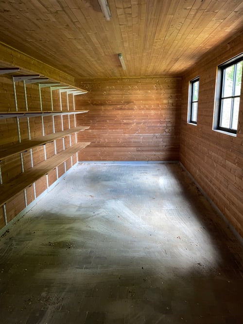 Thermowood houten tuinconstructie geplaatst door schrijnwerker Bongaerts D. in Leuven