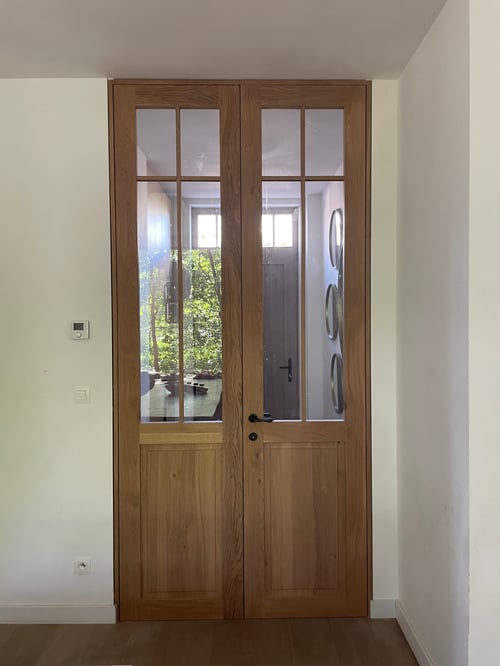 Eiken binnendeur geplaatst door schrijnwerker Bongaerts D. in Nieuwe Kempen