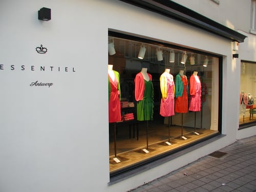 Sipo houten ramen geplaatst door schrijnwerker Bongaerts D. in Hasselt