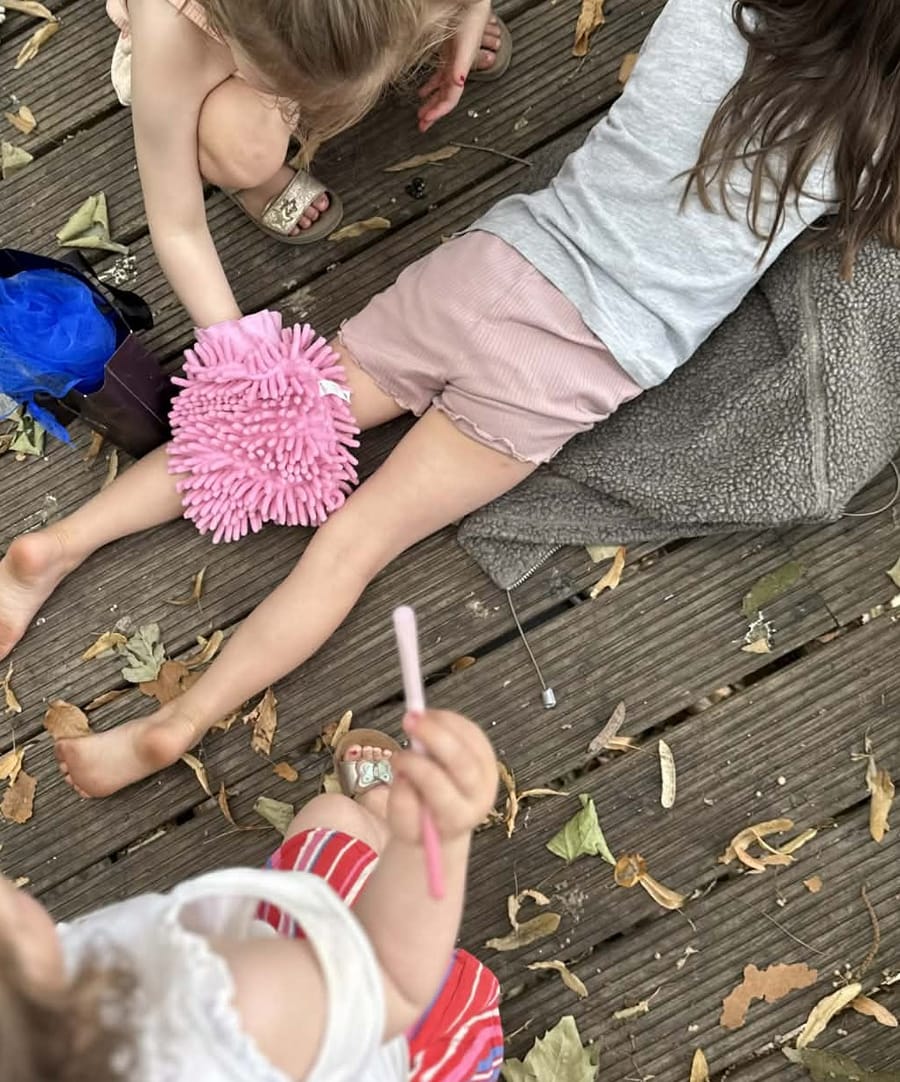 Extra foto van Kinderyoga in het bloemenveld